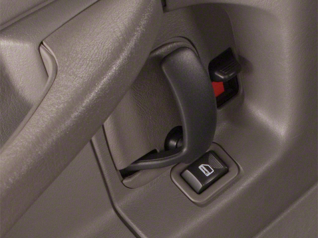 2011 Chevrolet Express Passenger 3500 1LT