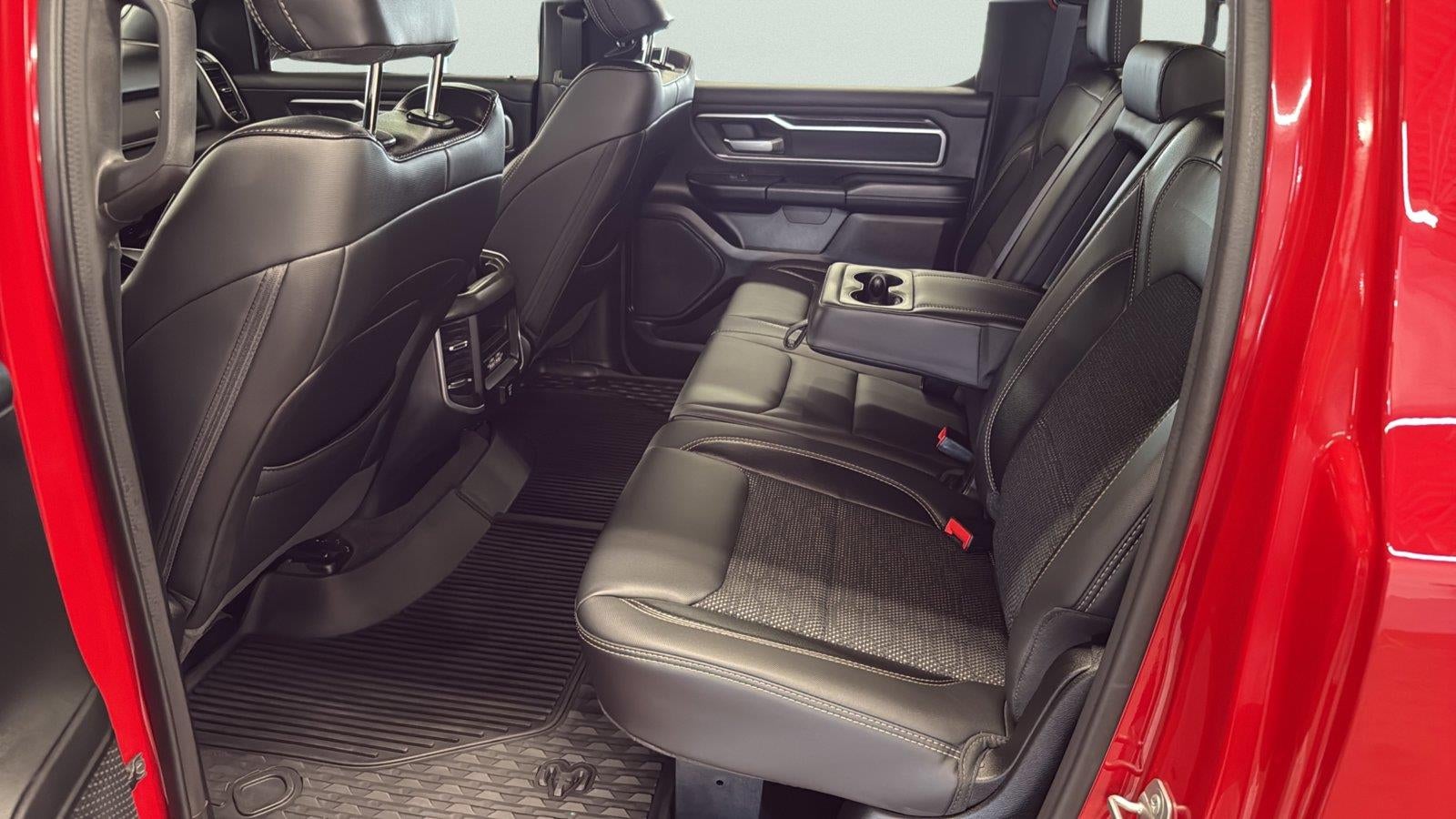 2022 RAM 1500 Big Horn Crew Cab 4x4 5'7" Box