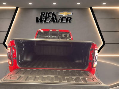 2022 RAM 1500 Big Horn Crew Cab 4x4 5'7" Box