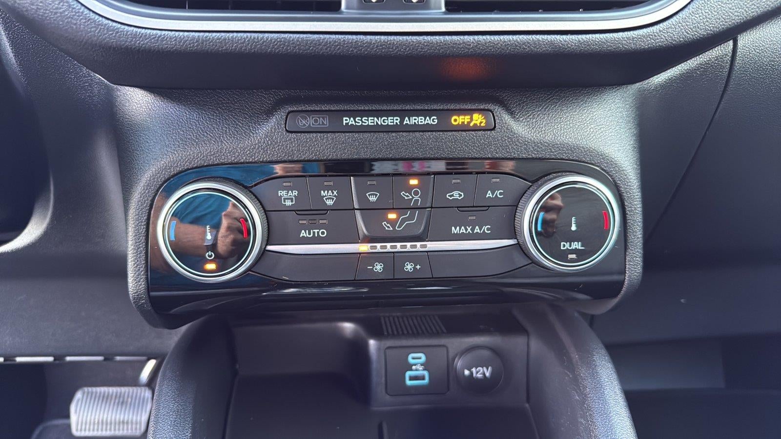 2022 Ford Escape SE Hybrid
