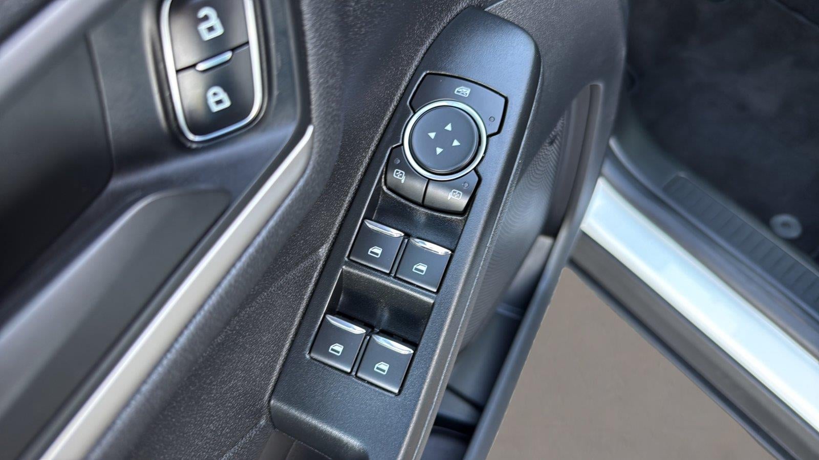 2022 Ford Escape SE Hybrid