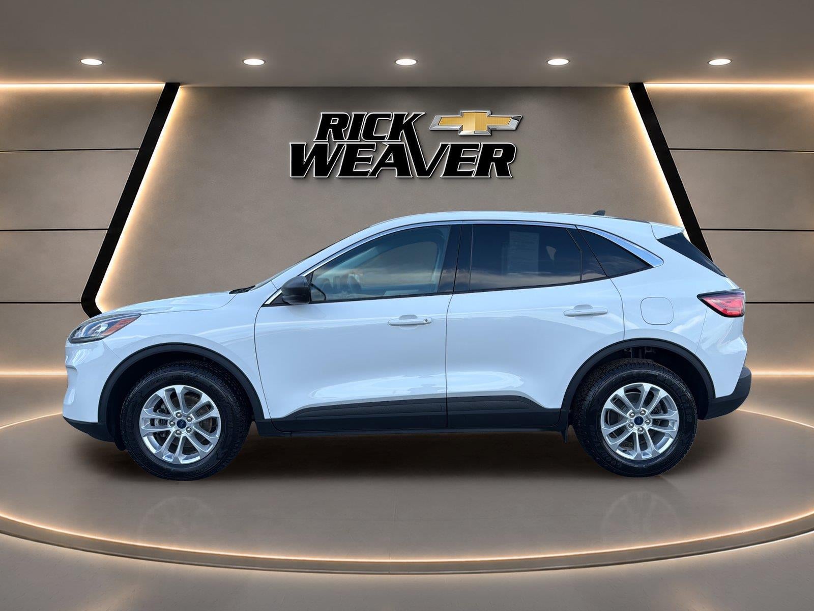 2022 Ford Escape SE Hybrid