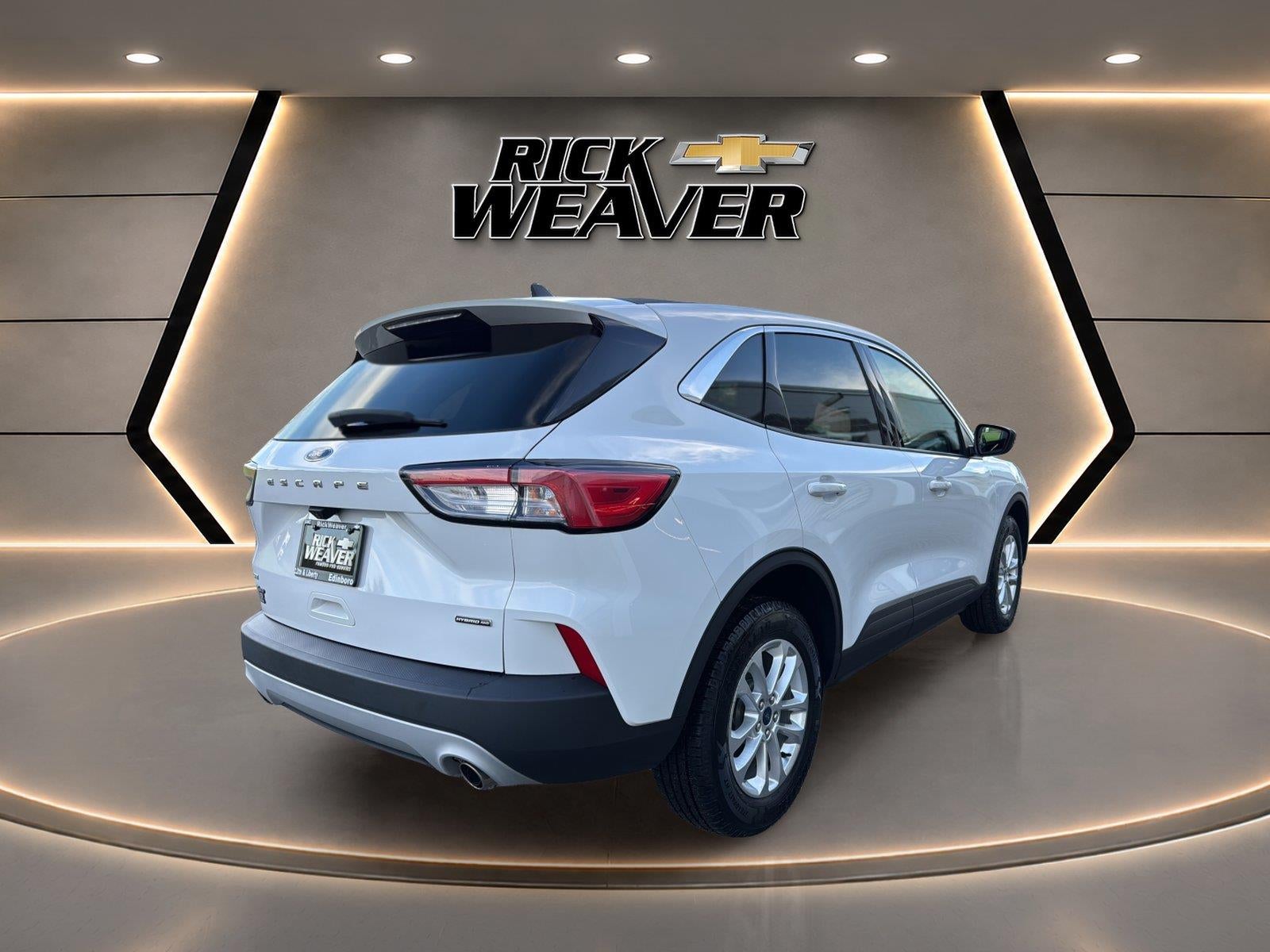 2022 Ford Escape SE Hybrid