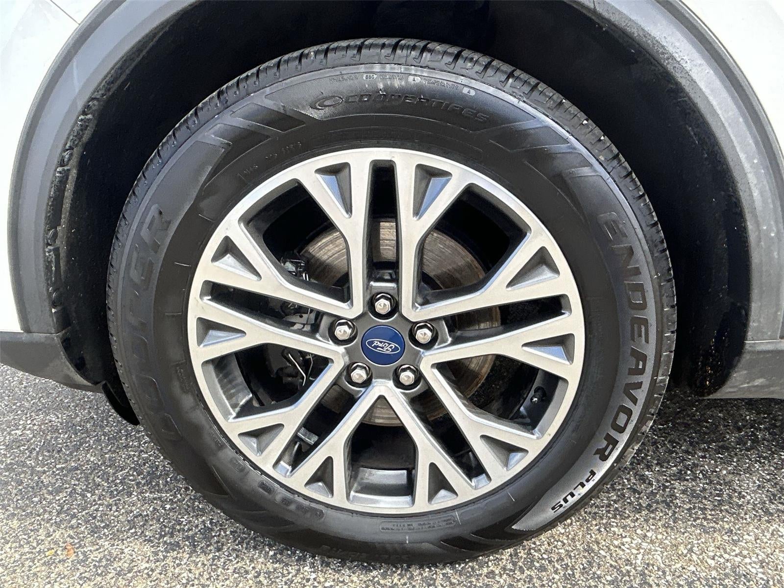 2020 Ford Escape SEL