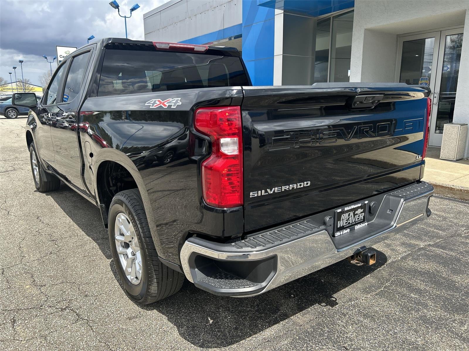 2023 Chevrolet Silverado 1500 LT (2FL)