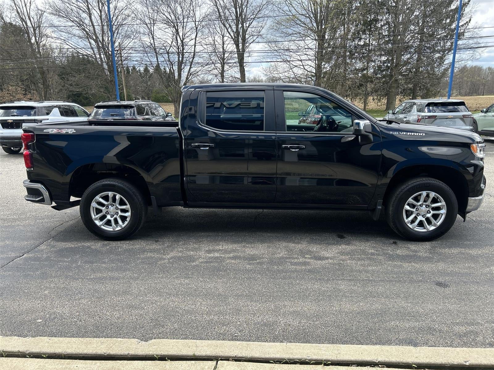 2023 Chevrolet Silverado 1500 LT (2FL)