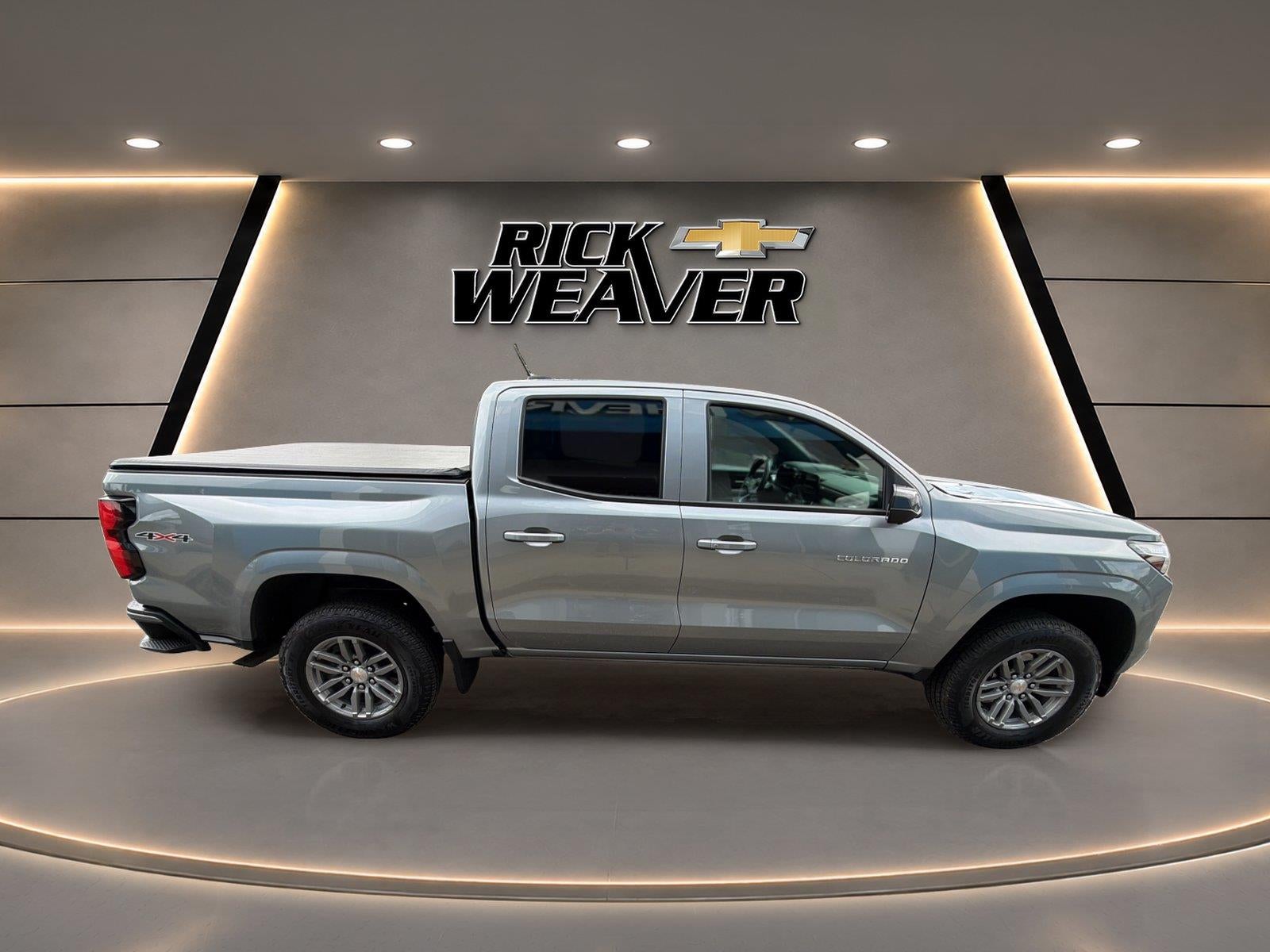 2025 Chevrolet Colorado WT/LT