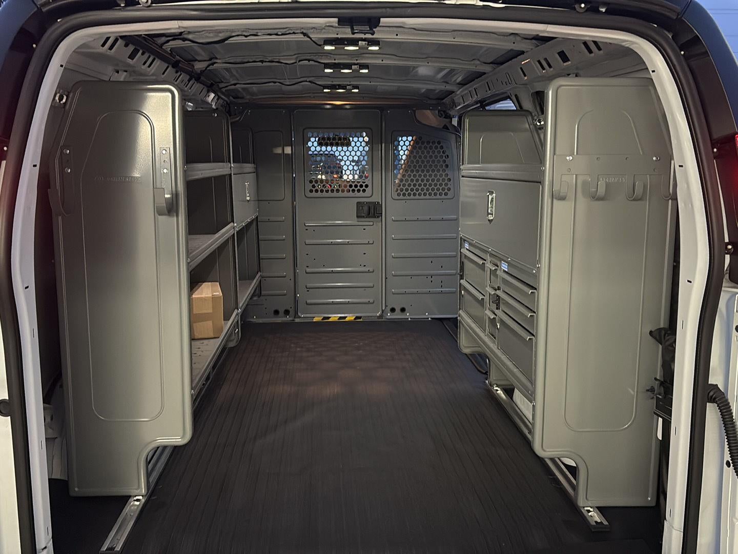 2025 Chevrolet Express Cargo 2500 WT