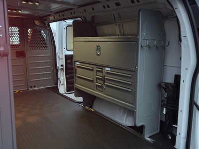 2025 Chevrolet Express Cargo 2500 WT