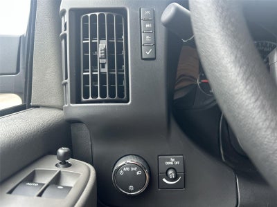 2025 Chevrolet Express Cargo WT