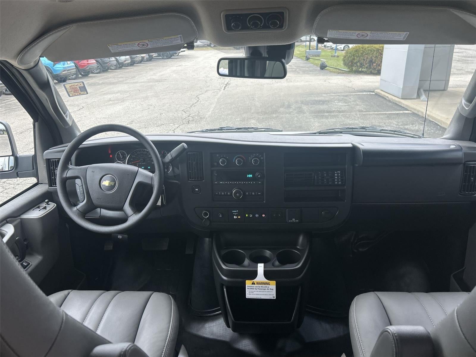 2025 Chevrolet Express Cargo WT