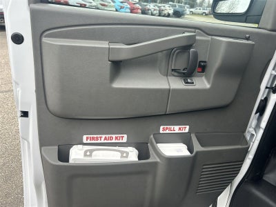 2025 Chevrolet Express Cargo WT