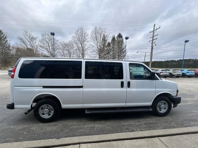 2025 Chevrolet Express Cargo WT
