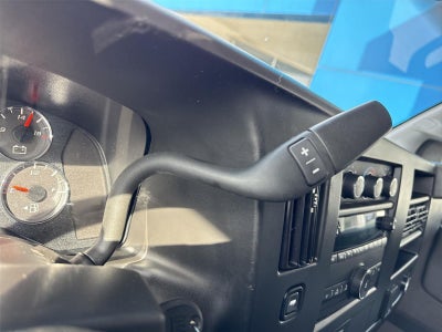 2023 GMC Savana Passenger 3500 LS