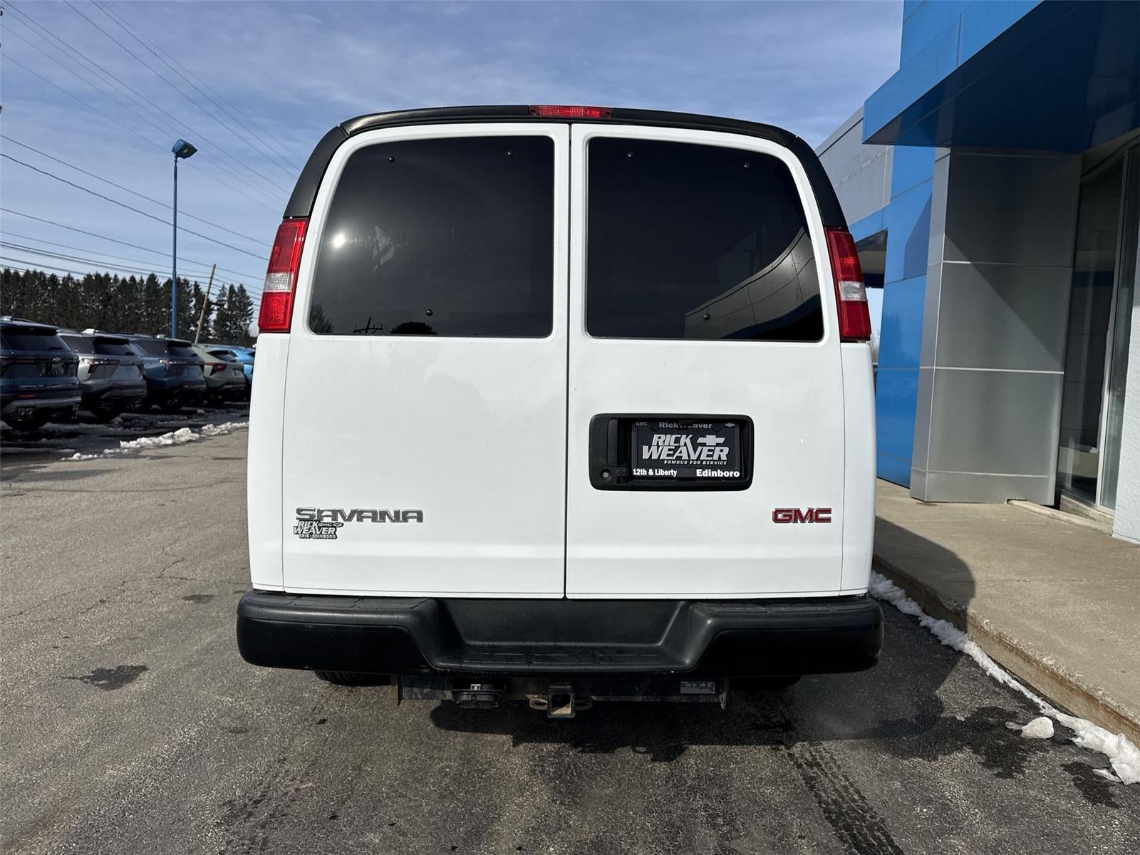2023 GMC Savana Passenger 3500 LS