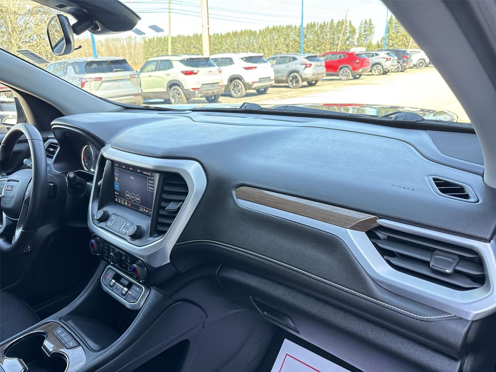 2023 GMC Acadia SLE