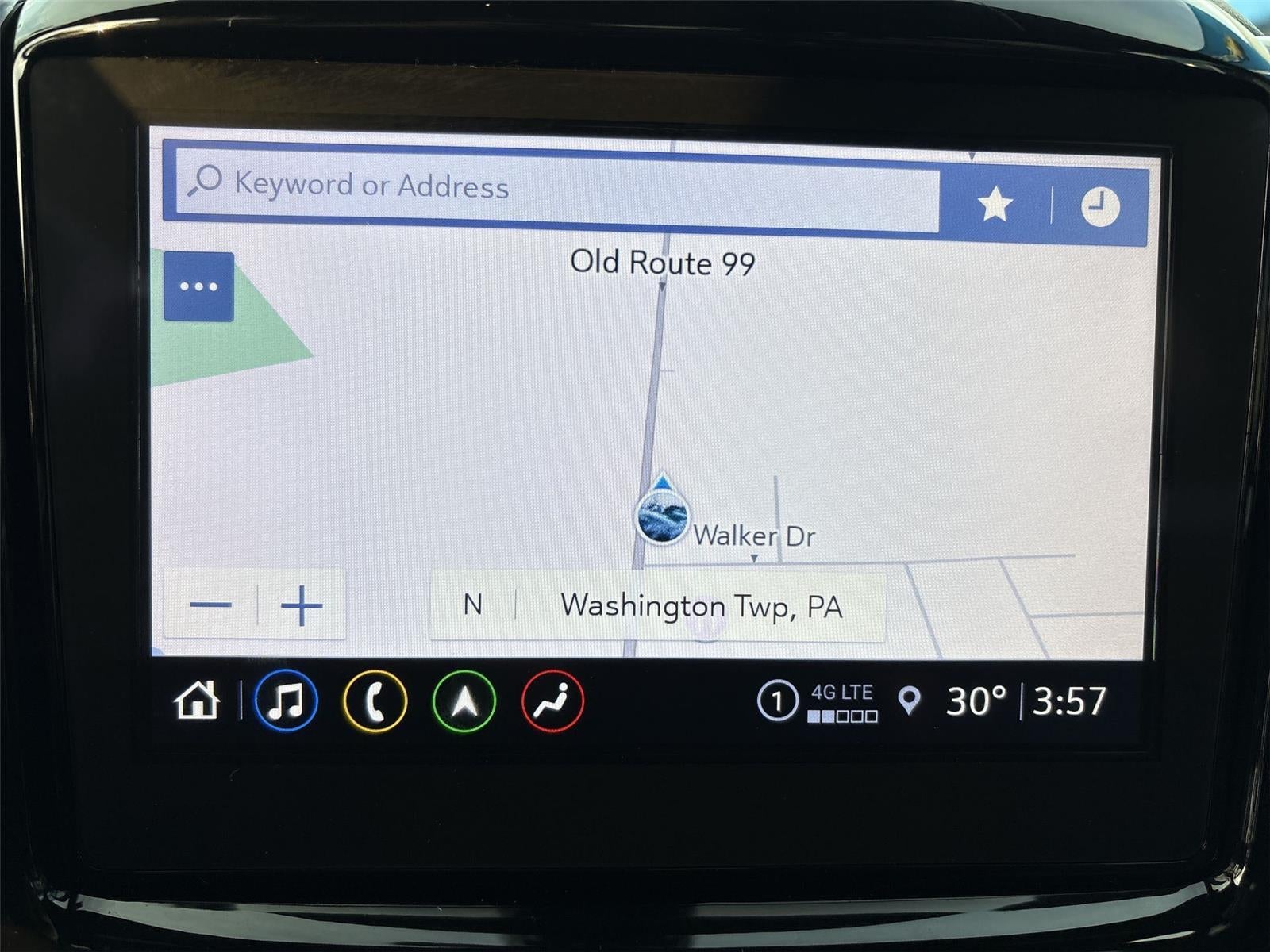 2022 Chevrolet Traverse LT Leather