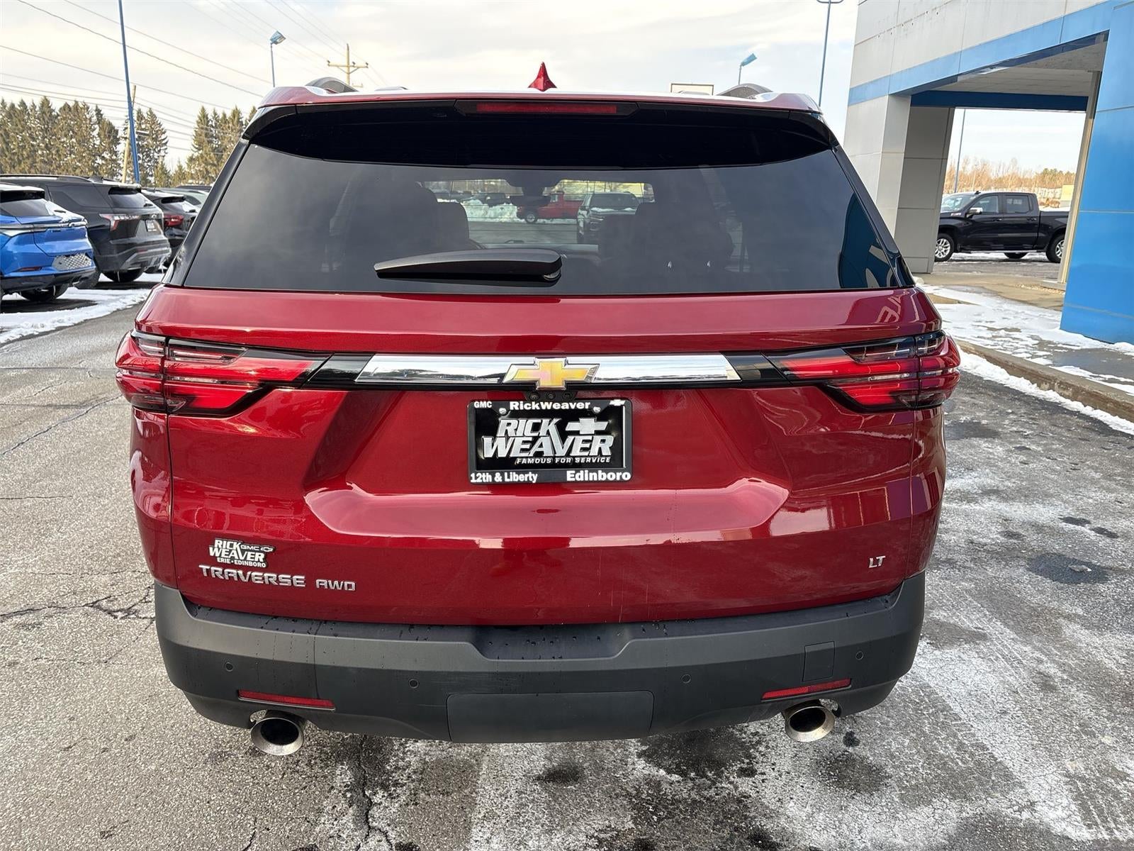 2022 Chevrolet Traverse LT Leather