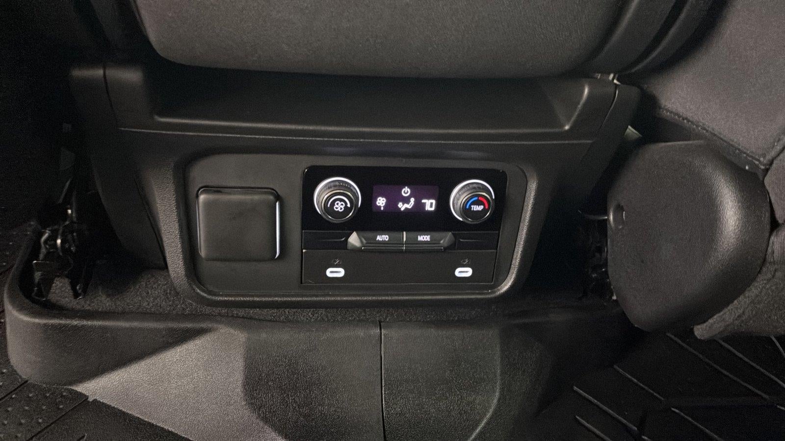 2024 Chevrolet Suburban LS