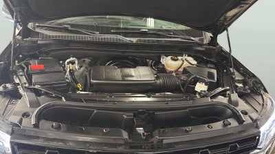 2024 Chevrolet Suburban LS