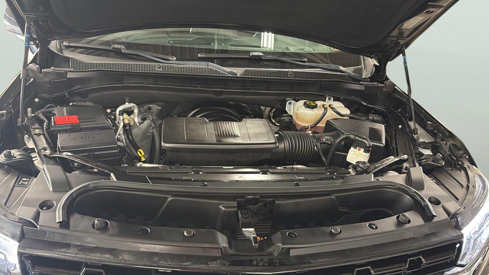 2024 Chevrolet Suburban LS