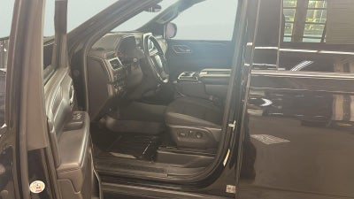 2024 Chevrolet Suburban LS