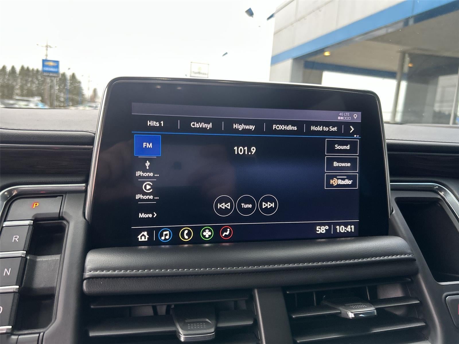 2021 Chevrolet Suburban LS