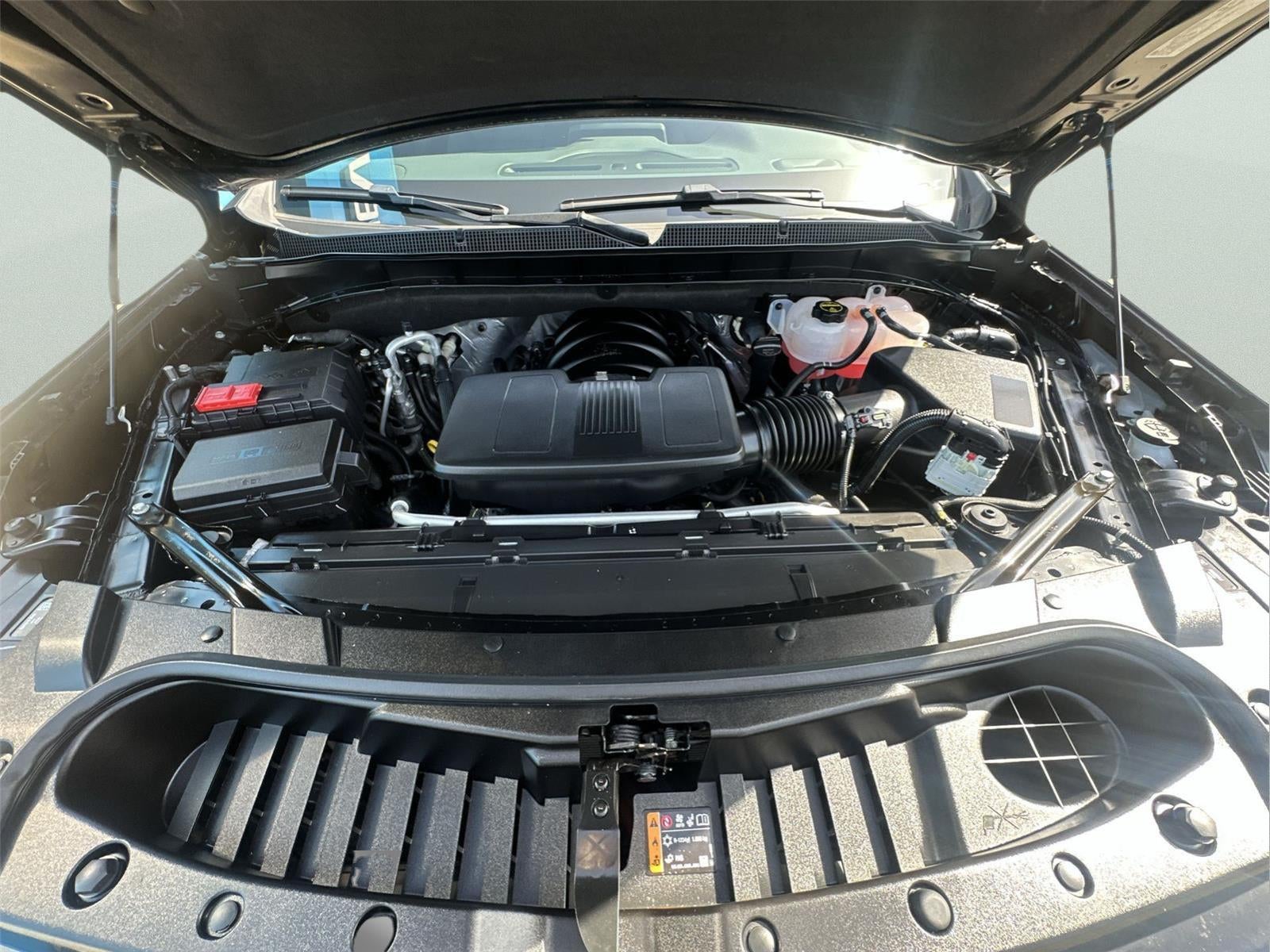 2024 Chevrolet Suburban LT