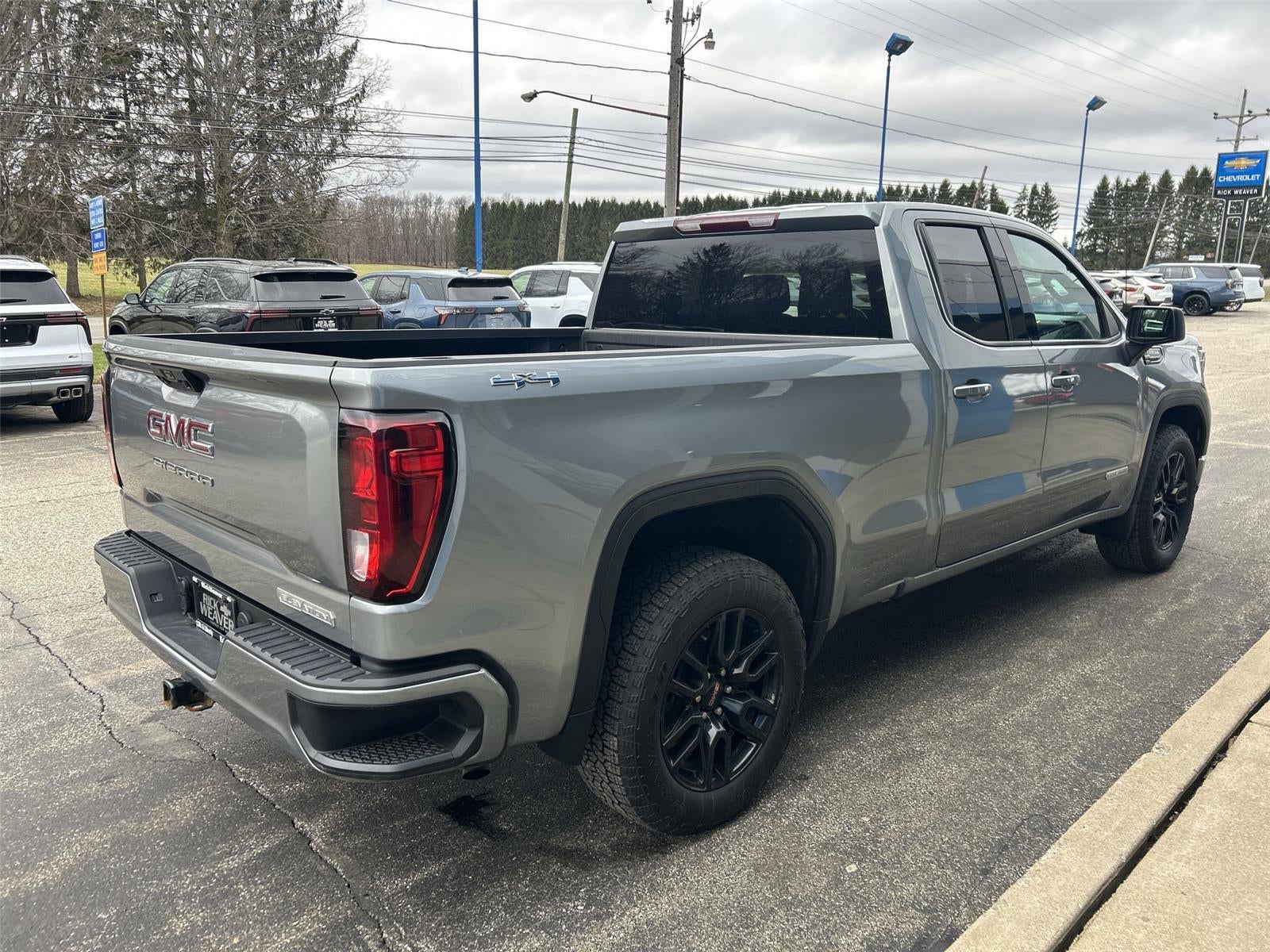 2023 GMC Sierra 1500 Elevation