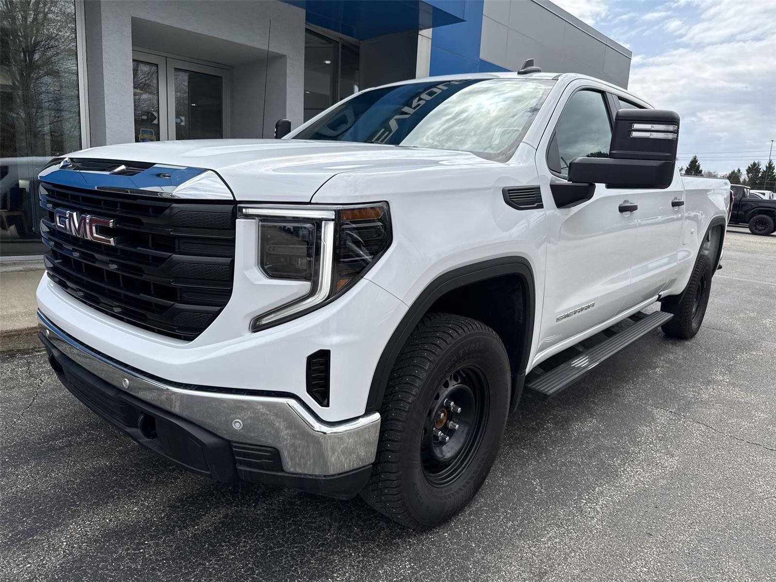 2024 GMC Sierra 1500 Pro