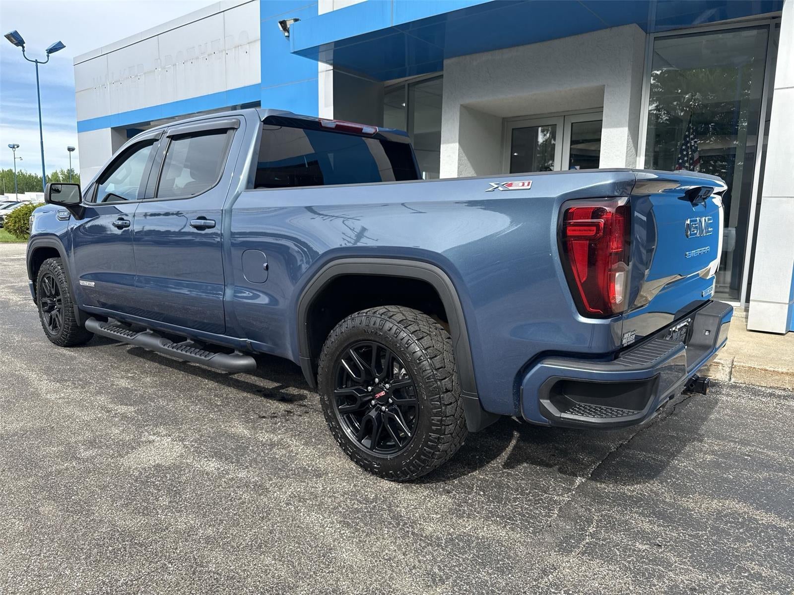 2024 GMC Sierra 1500 Elevation
