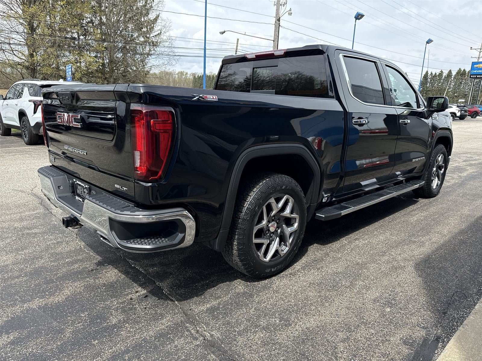 2022 GMC Sierra 1500 SLT