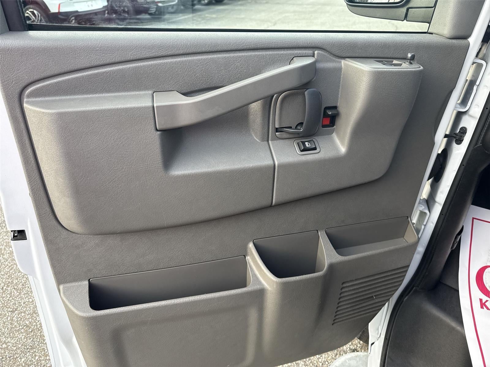 2024 GMC Savana Cargo 2500 Work Van