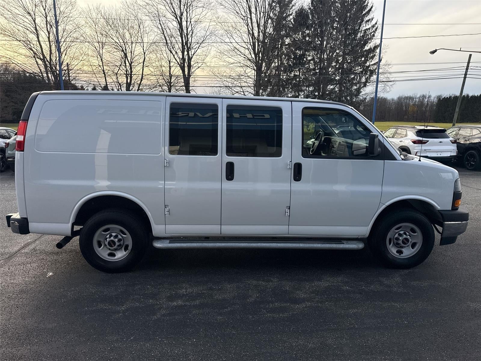 2024 GMC Savana Cargo 2500 Work Van