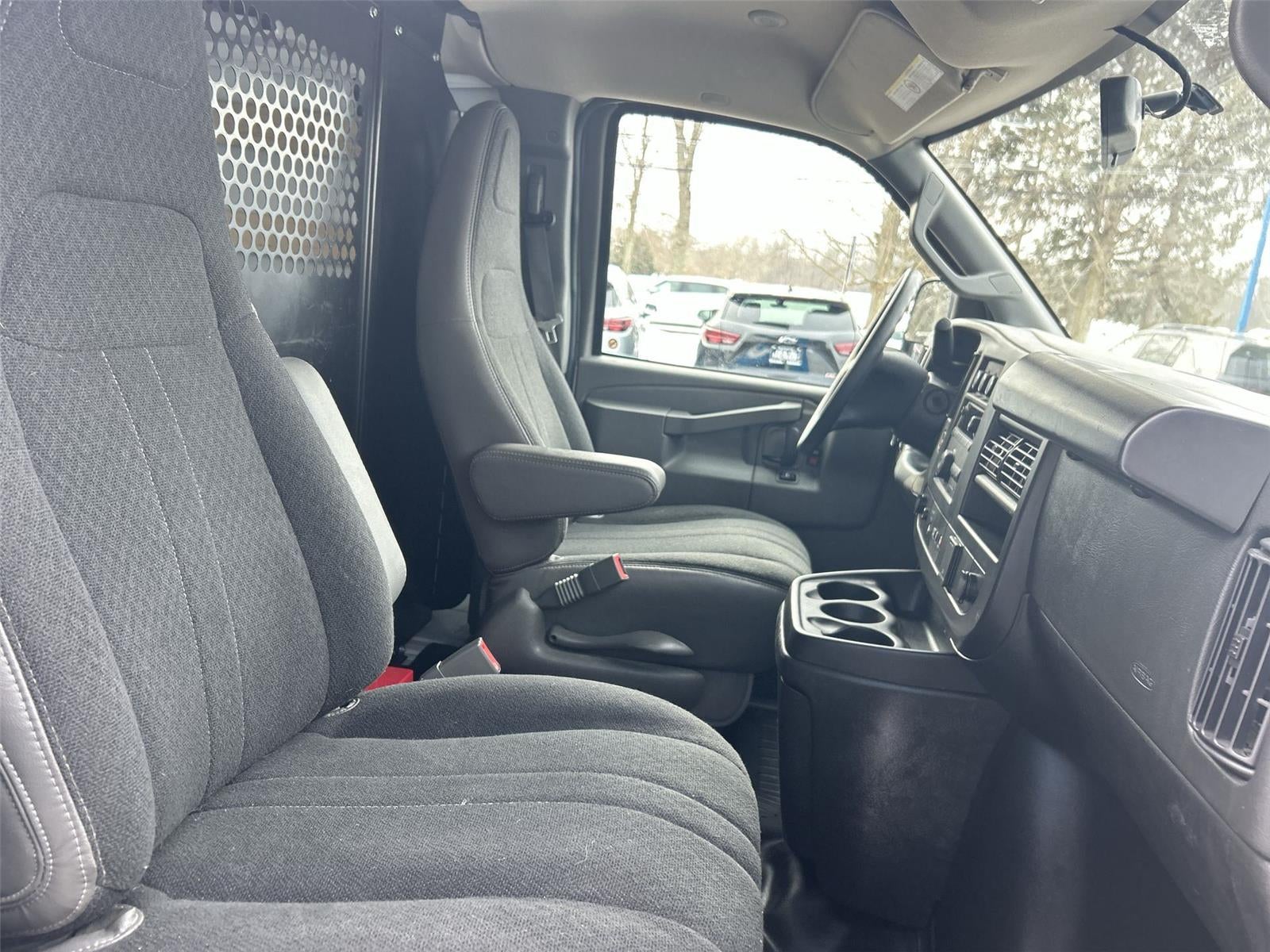 2024 GMC Savana Cargo 2500 Work Van