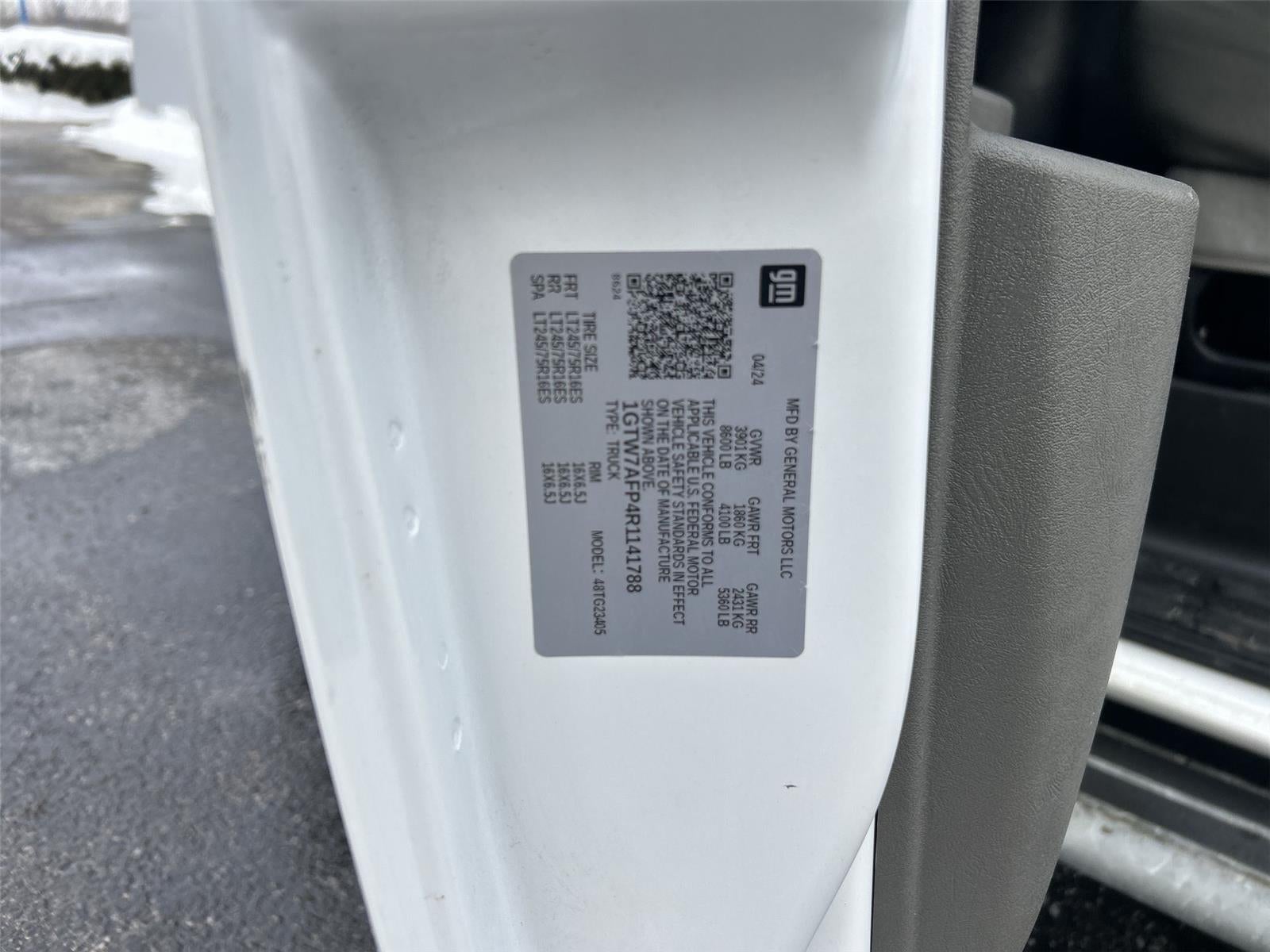 2024 GMC Savana Cargo 2500 Work Van