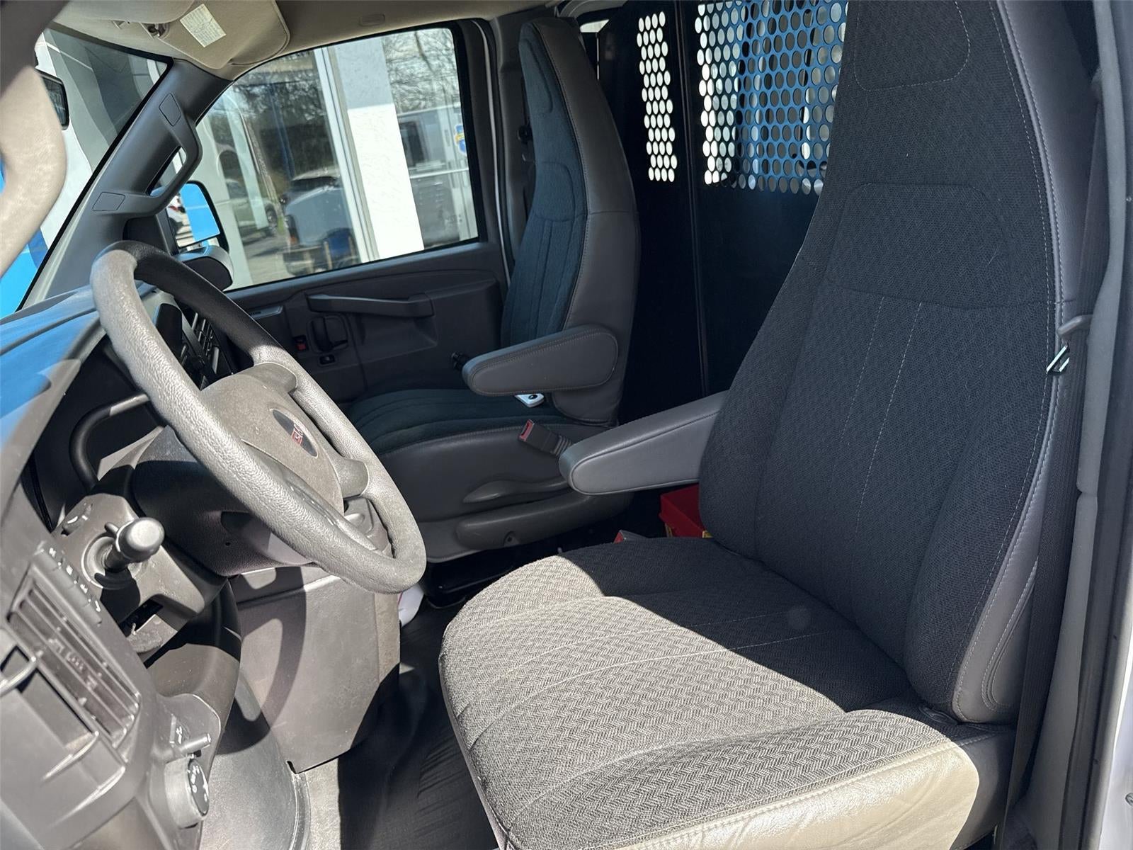 2024 GMC Savana Cargo 2500 Work Van