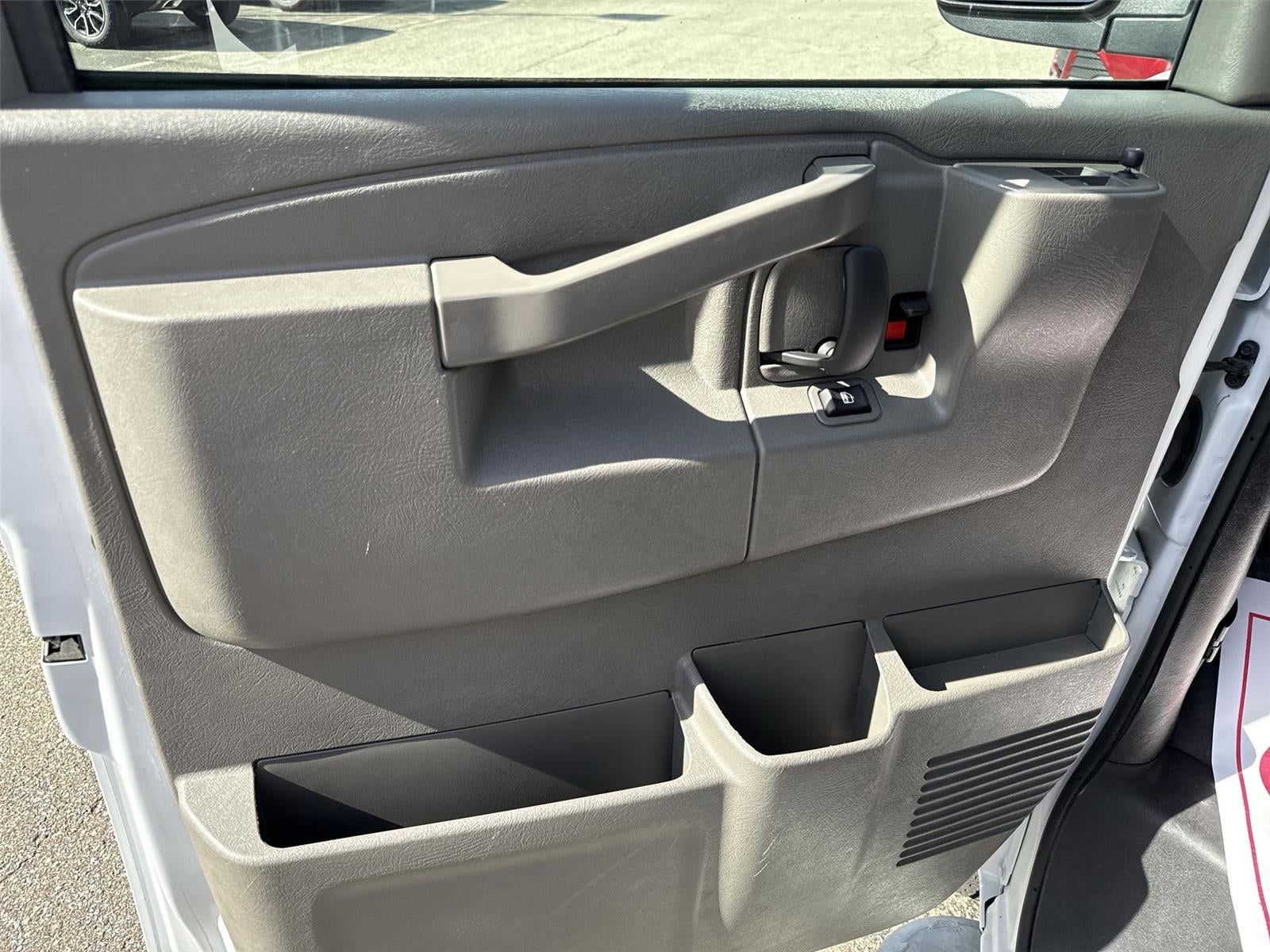2024 GMC Savana Cargo 2500 Work Van