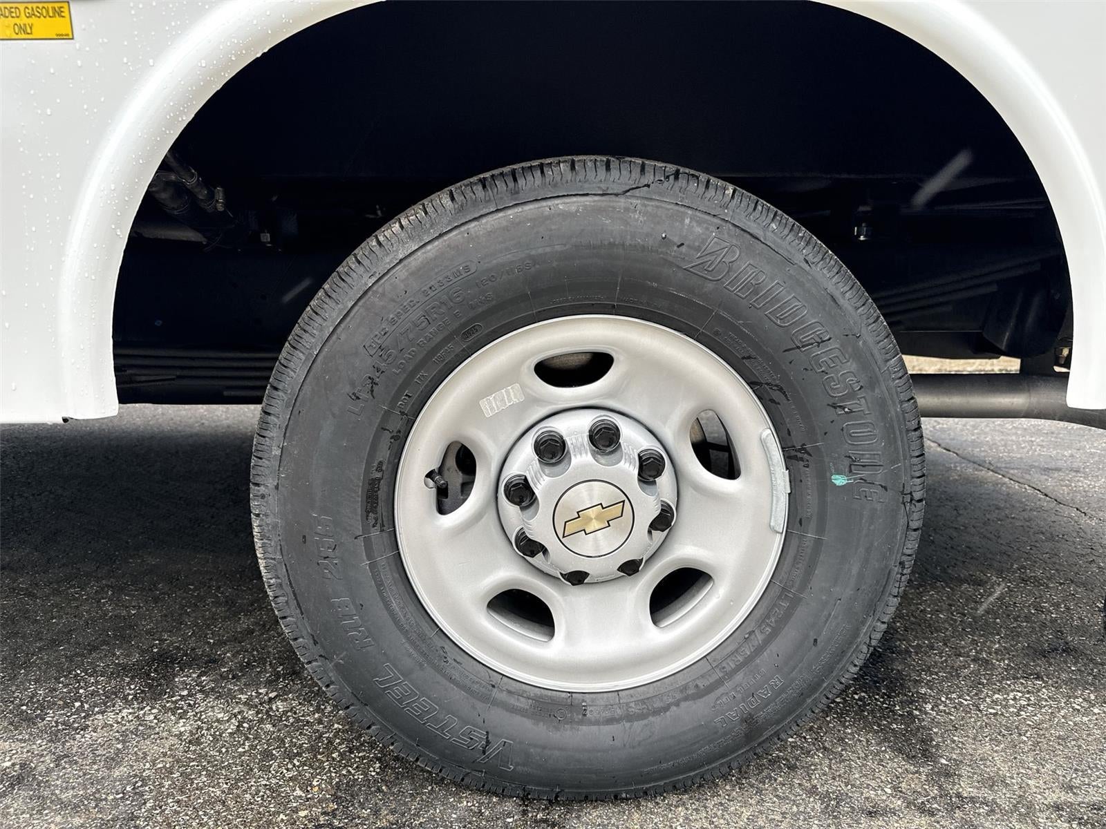 2026 Chevrolet Express Cutaway 3500 1WT