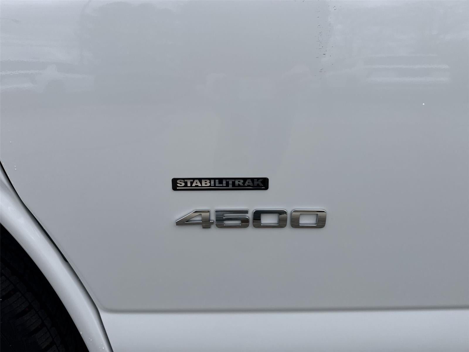 2026 Chevrolet Express Cutaway 4500 2WT