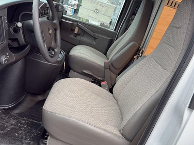 2026 Chevrolet Express Cutaway 4500 2WT