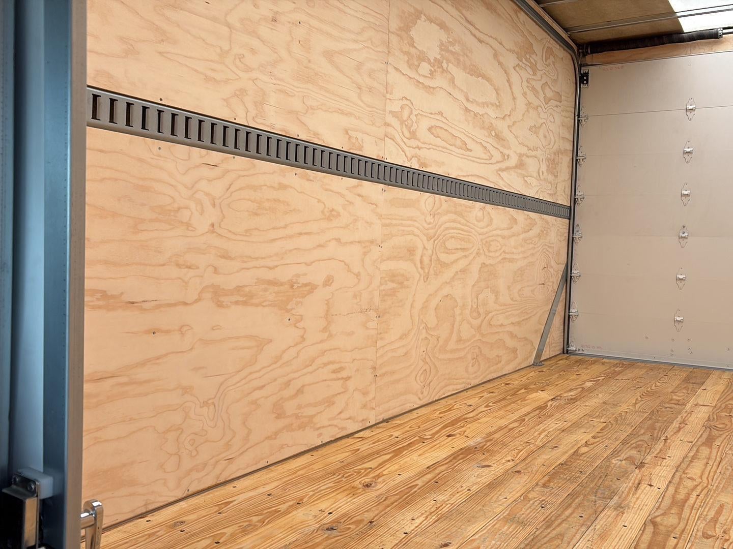 2026 Chevrolet Express Cutaway 4500 2WT