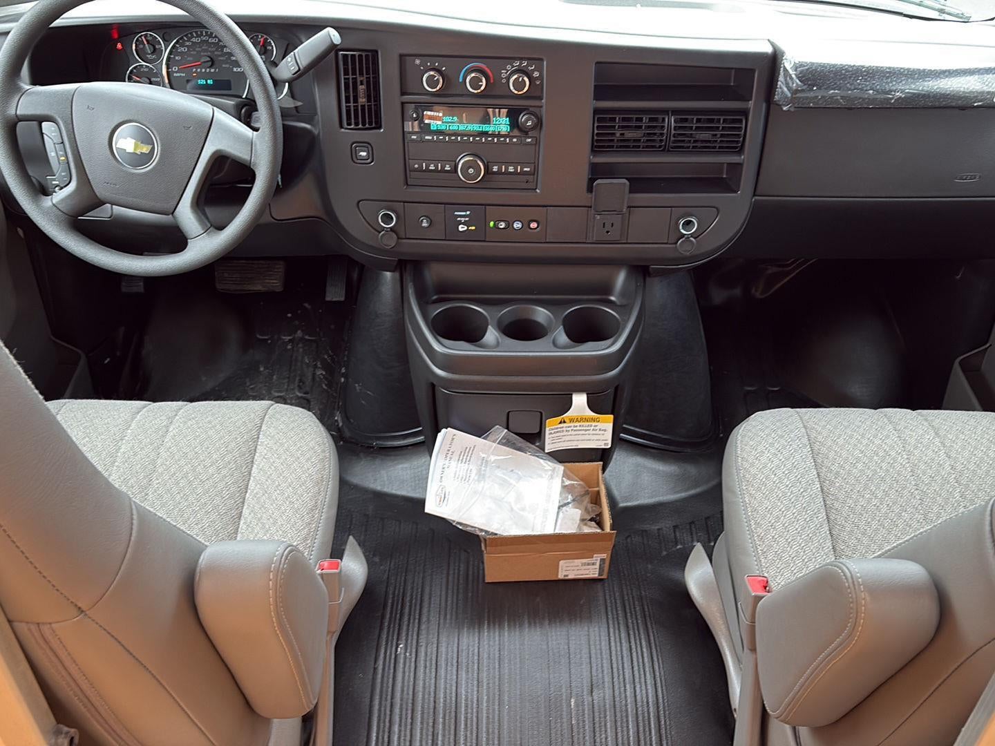 2026 Chevrolet Express Cutaway 4500 2WT