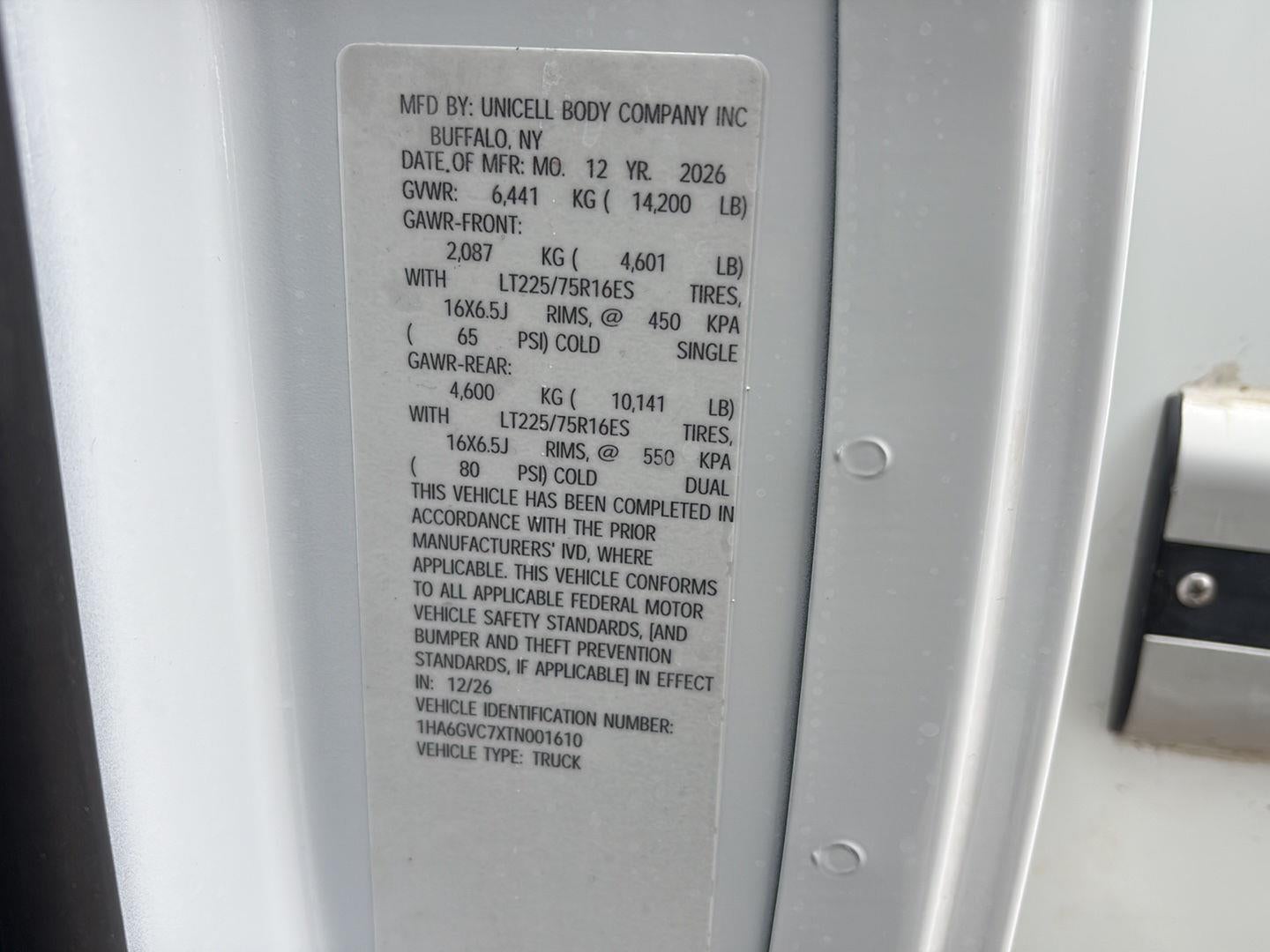 2026 Chevrolet Express Cutaway 4500 2WT