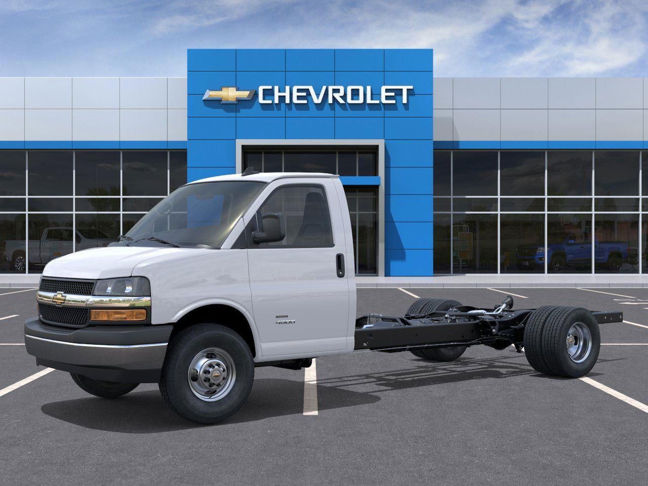 2026 Chevrolet Express Cutaway 4500 2WT