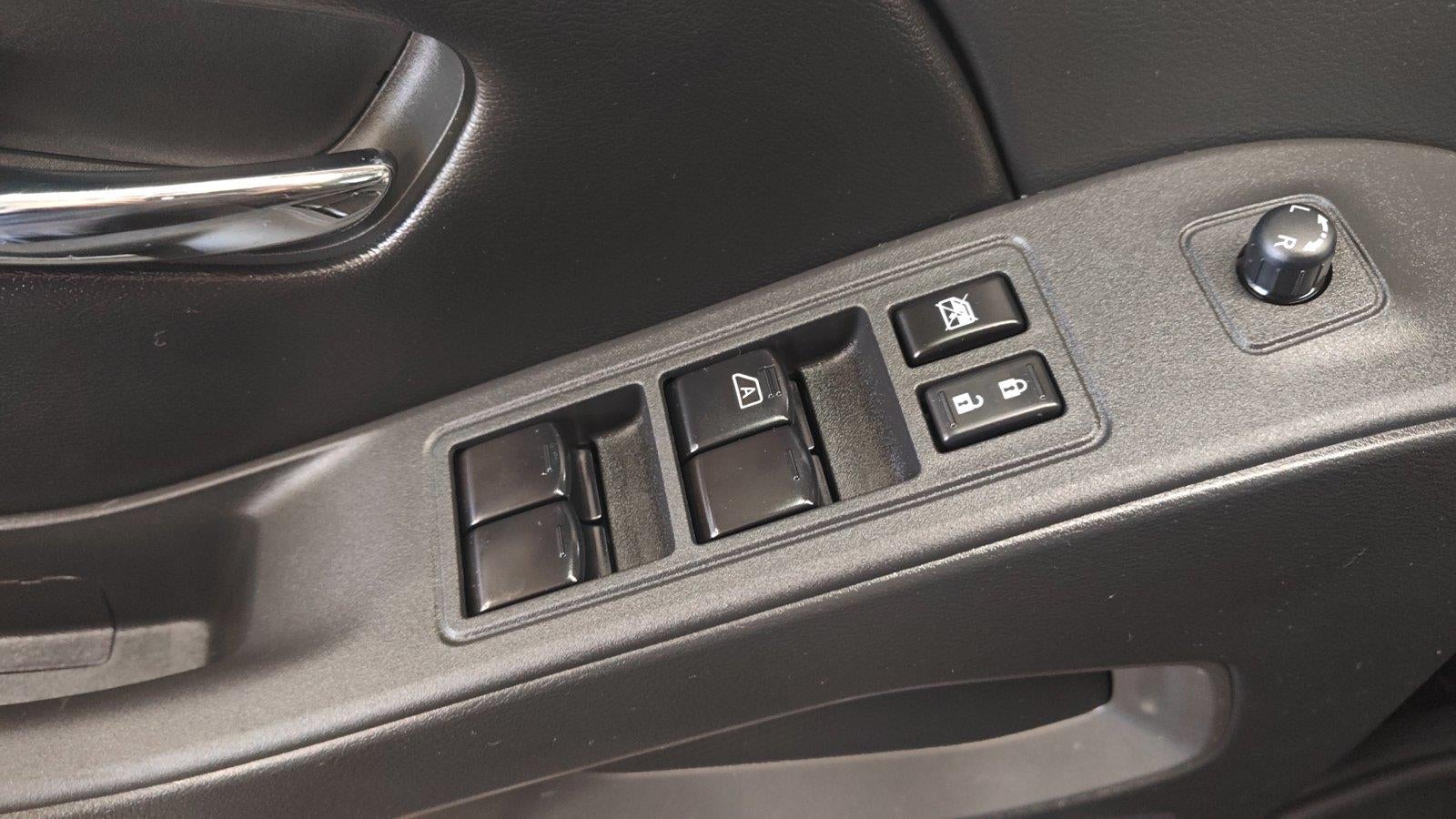 2025 Nissan Frontier Crew Cab SV 4x4