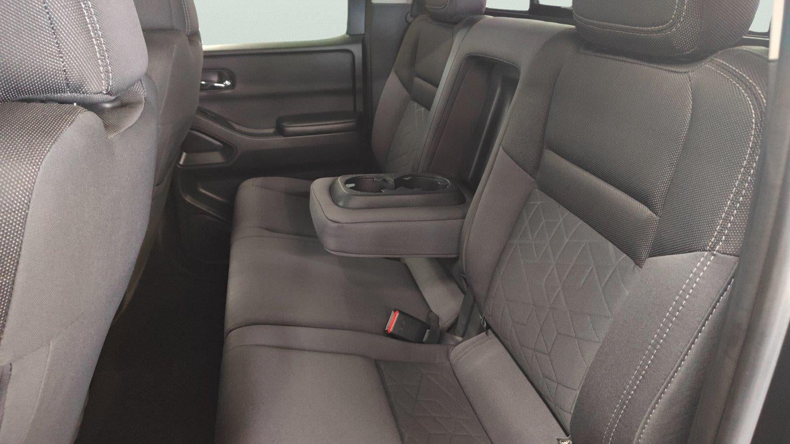 2025 Nissan Frontier Crew Cab SV 4x4