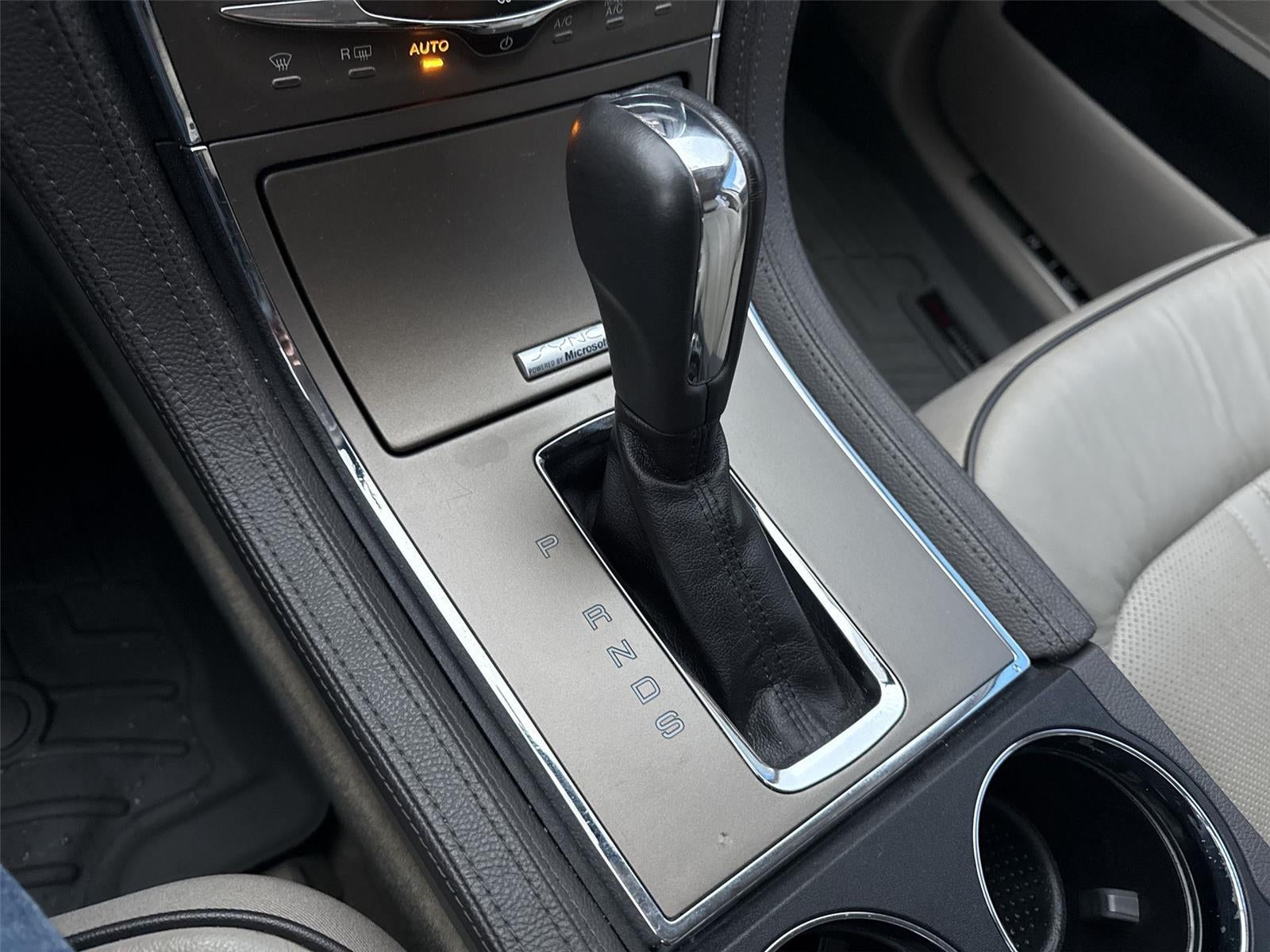 2014 Lincoln MKX Base