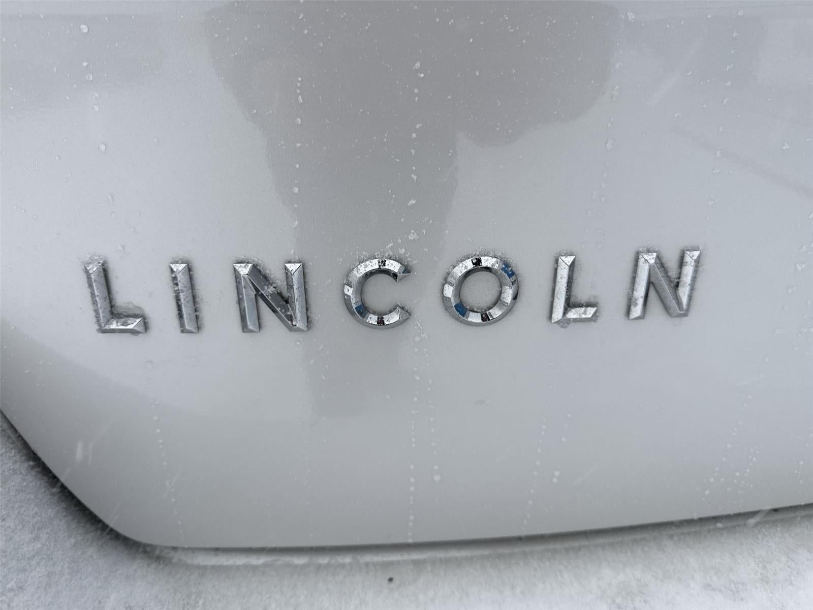 2014 Lincoln MKX Base