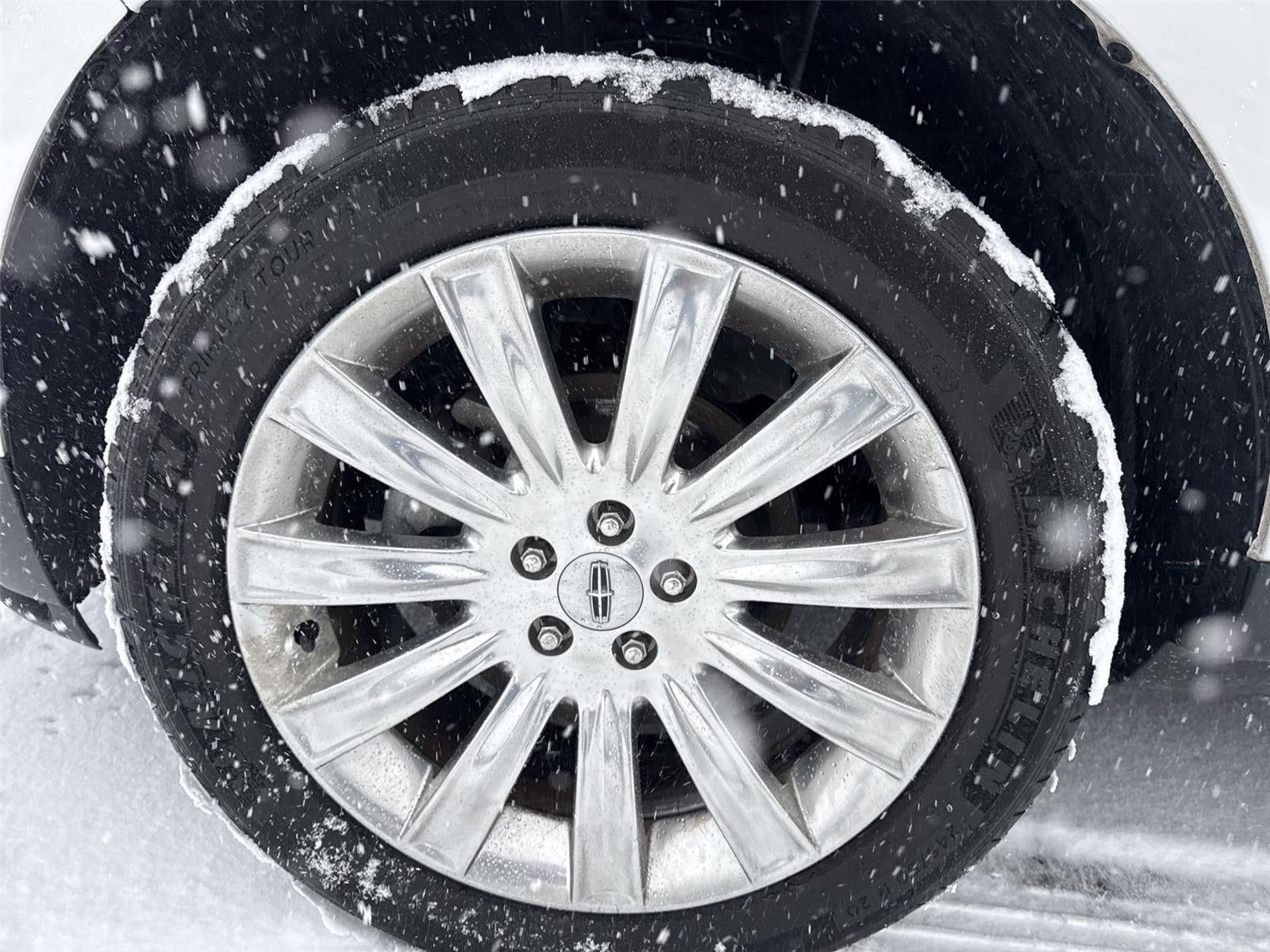 2014 Lincoln MKX Base